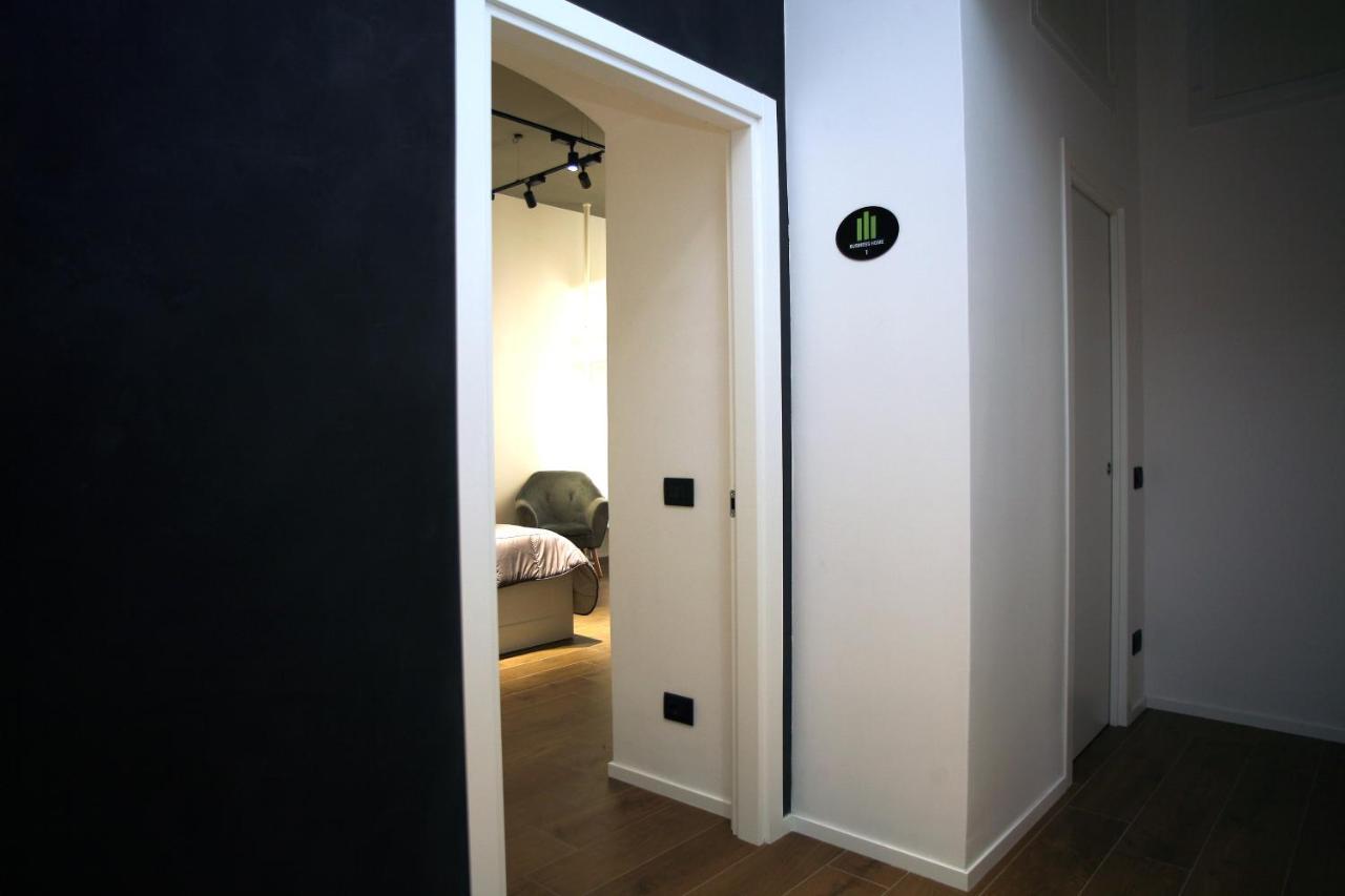 Business Home Via Isonzo B&B Foggia Buitenkant foto