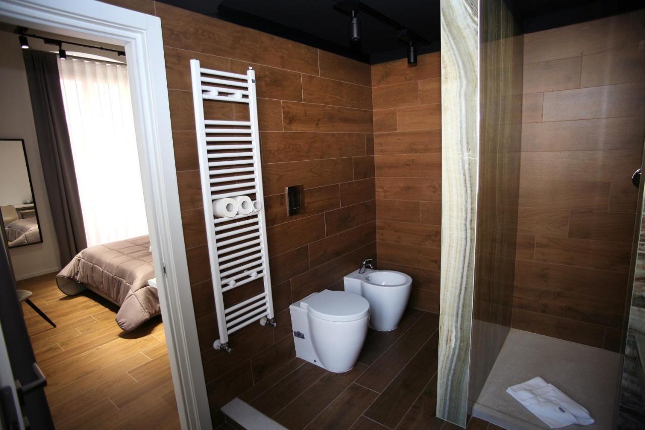 Business Home Via Isonzo B&B Foggia Buitenkant foto