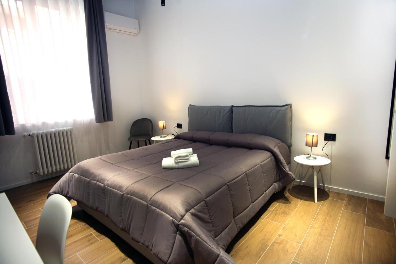 Business Home Via Isonzo B&B Foggia Buitenkant foto