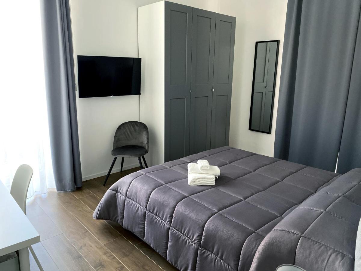 Business Home Via Isonzo B&B Foggia Buitenkant foto