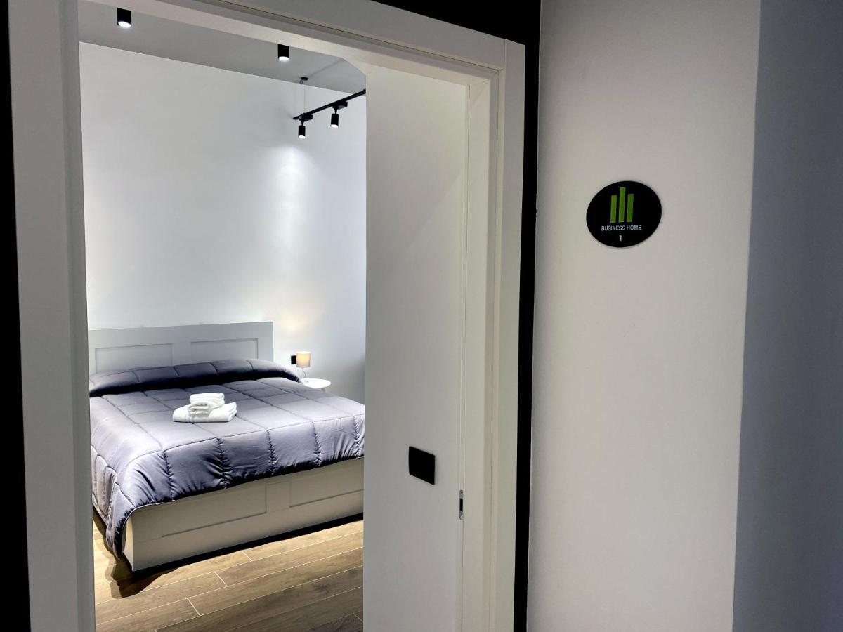 Business Home Via Isonzo B&B Foggia Buitenkant foto