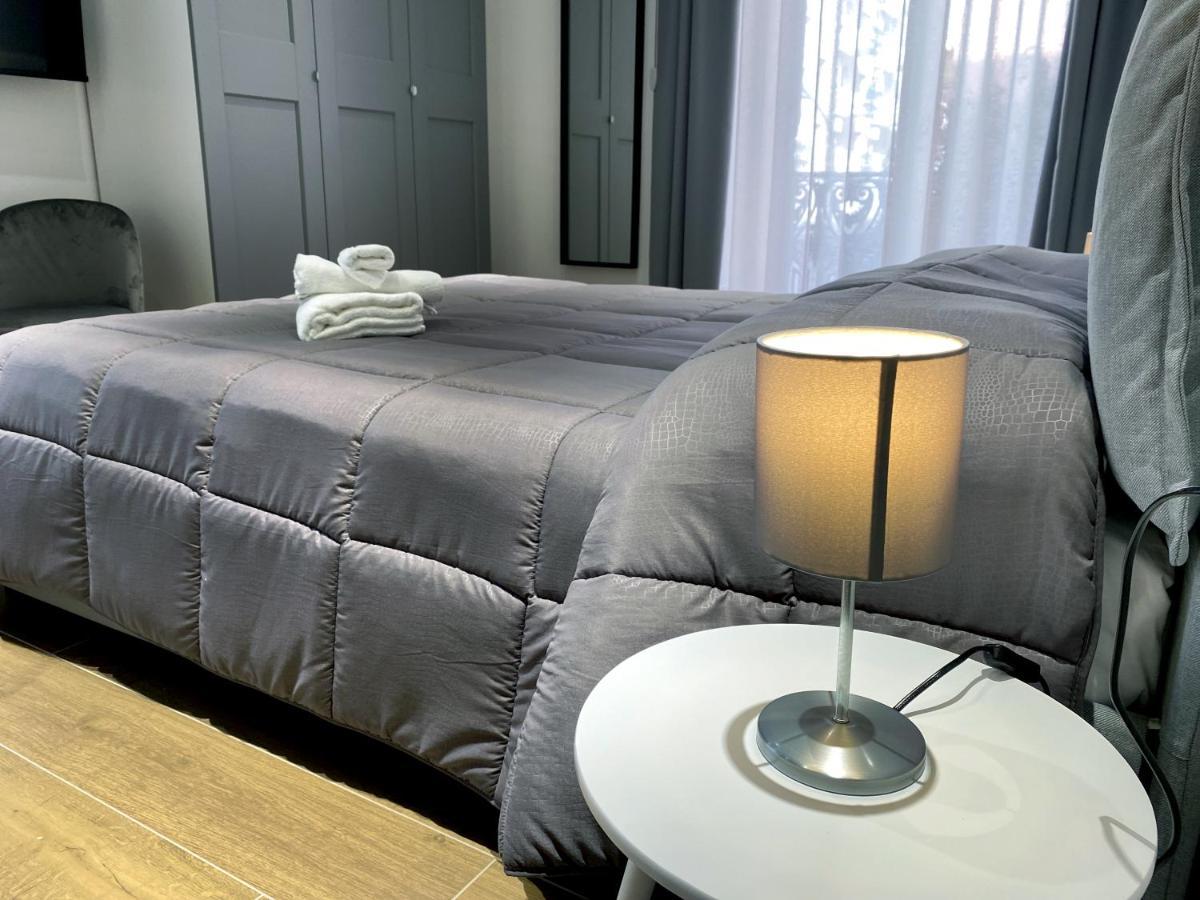 Business Home Via Isonzo B&B Foggia Buitenkant foto